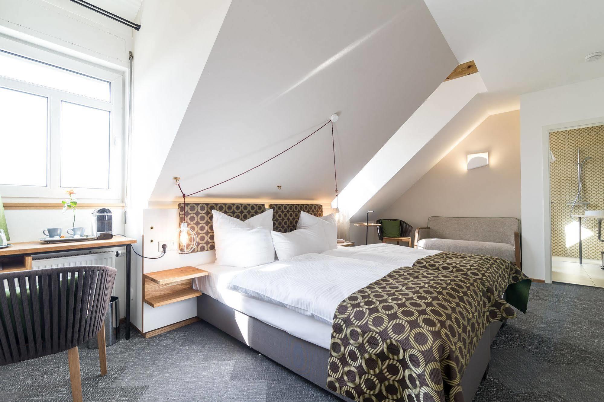 Hotel Schoene Aussicht Frankfurt am Main Eksteriør bilde